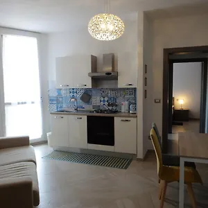 https://due-agosto-apartments.emilia-romagnahotels.net